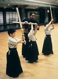 东契奇遭名嘴猛批：他是进攻球霸+误用詹姆斯！